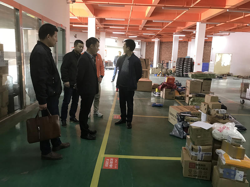 ����ƽ����ũ���Ա���Ӫ����